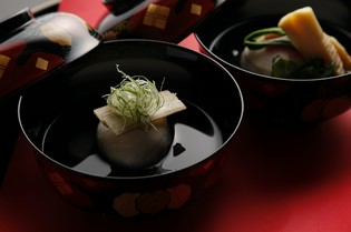 煮物椀はそのお店の実力がよくわかるヒトサラです