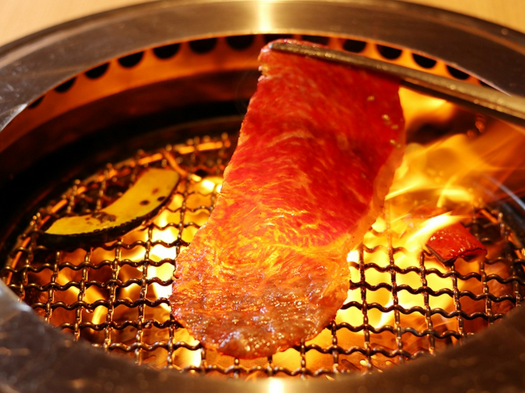 銀座の夜景を見ながら幻の黒毛和牛「尾崎牛」をご堪能ください