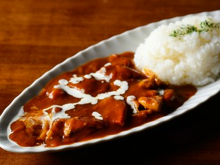 飲んだ後の〆にお勧めする『店長のチキンカレー』