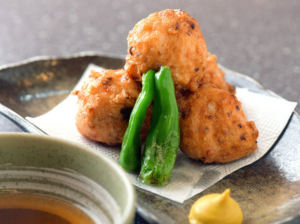 香ばしくイカの甘みが引き立つ『いか清フワフワ揚』