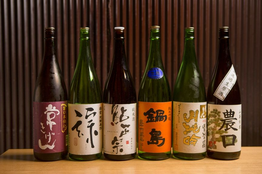 飲みやすさと米の旨みにこだわった、店主好みの日本酒をセレクト