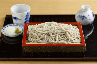 蕎麦の旨さとリーズナブルな価格を両立した『せいろう』