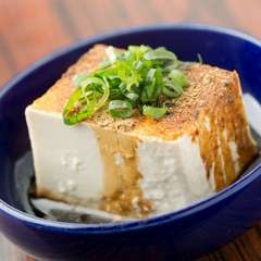 深みがある味わいで一日40個限定の『てまえとうふ』