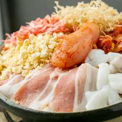 厳選して入荷している地産地消のキャベツ