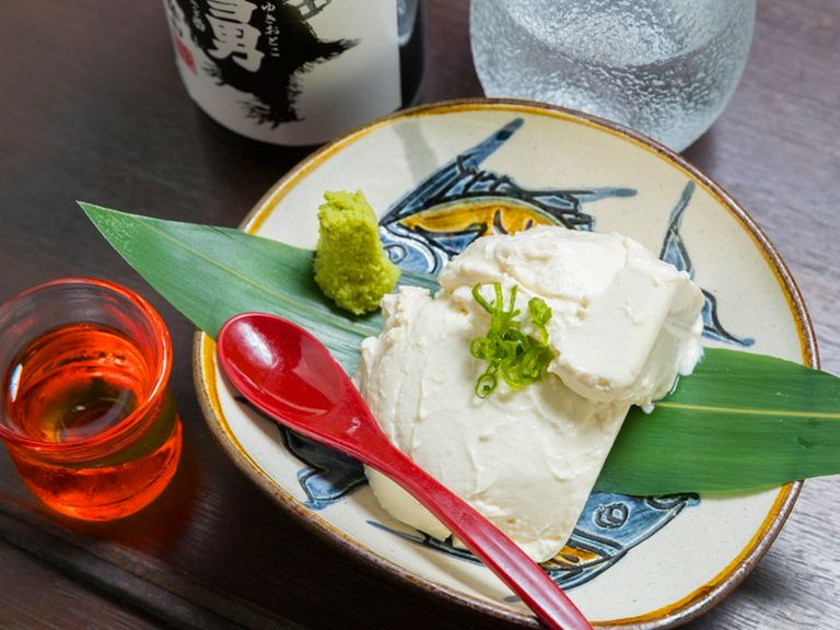 どんなお酒とも相性良し!自家製チーズ豆腐