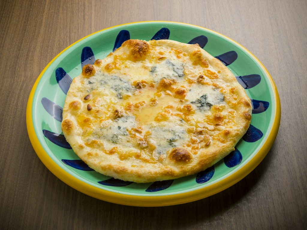 大人の味わいでクセになる『ゴルゴンゾーラのピッツァ　はちみつがけ』