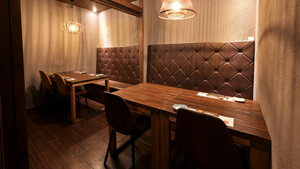 やさしい灯りと木のぬくもりに包まれて