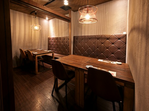 やさしい灯りと木のぬくもりに包まれて