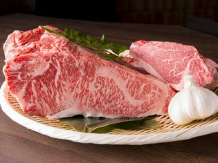 好みの部位を好きなだけ『厳選A5ランク黒毛和牛ステーキ』