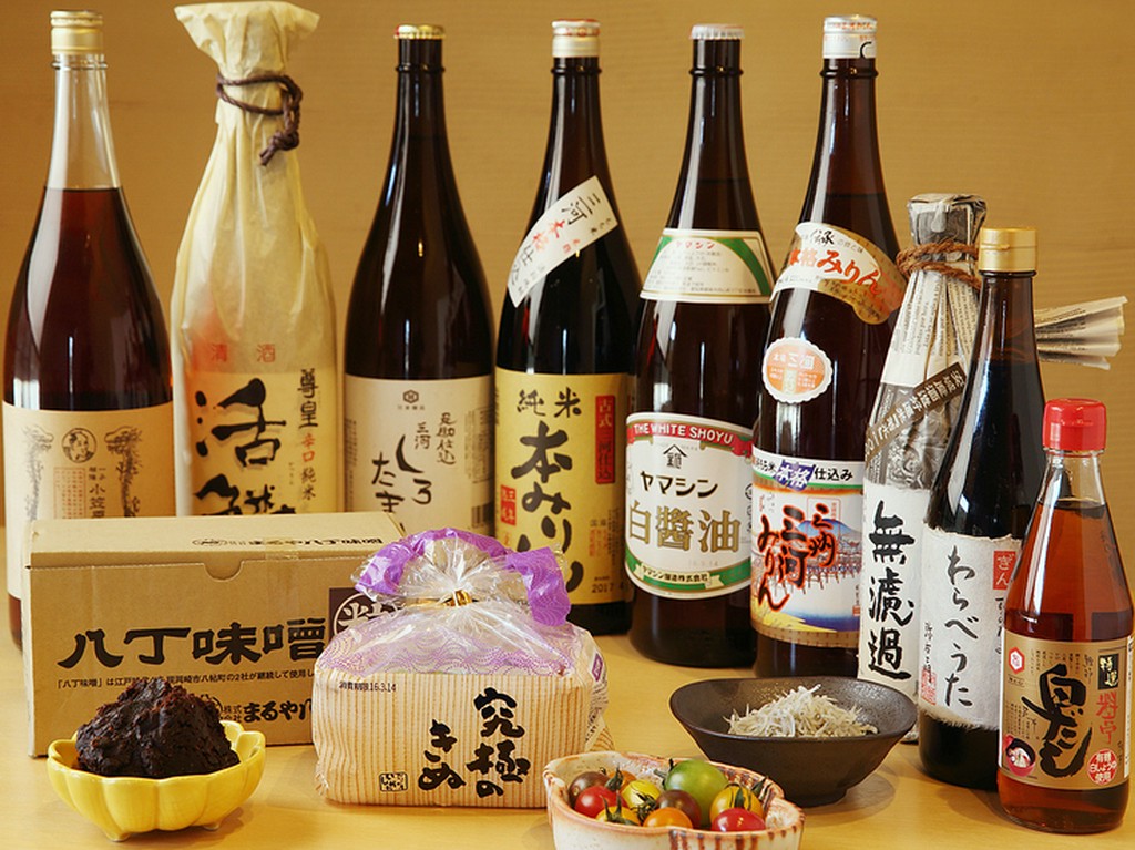 生産者の顔が見える食材を使った料理とお酒を堪能できる店