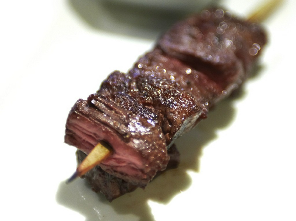 お肉の旨みがダイレクトに響く、驚くほど柔らかい『たんかの牛サガリ焼き』