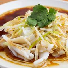 アオリイカの湯引き　香港風