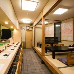 明るくアットホームな空間で、厳選食材でつくる本格的な味を堪能