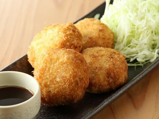 高級ズワイガニがたっぷり！　特製蟹クリームコロッケ