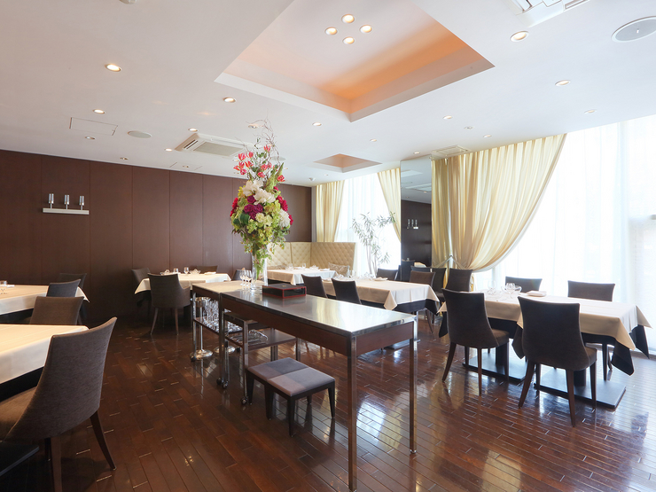 Lunch menu: 8 dishes