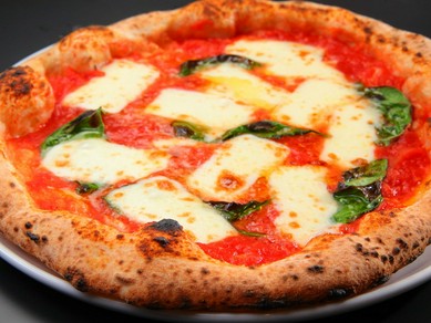 女王も愛した伝統的なピッツァ『マルゲリータ』