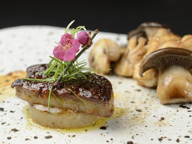 フレンチには欠かせない、贅沢な逸品『フォアグラのソテー』