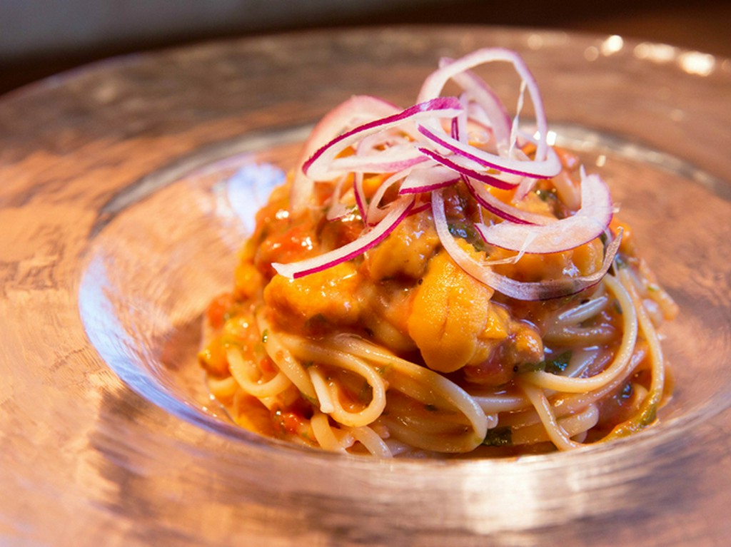 生ウニと生のりが醸す磯の風味が自慢『北海道産生ウニと生のりの冷製バベッティーネ』