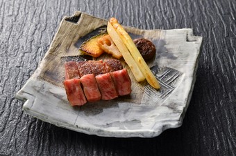 兵庫県産特撰黒毛和牛コース