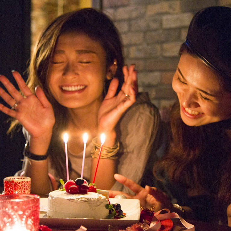 華の神戸三宮でデート、誕生日、記念日を祝う。誕生日特典も！