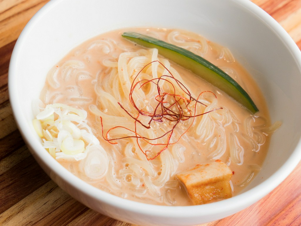 ここでしか食べられないオリジナルの味『仙蔵冷麺』