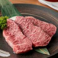 オーナー厳選の牛肉しか使用しないという徹底したこだわりが、【白雲台】の味を守りつづけています。「上質なお肉を気軽に食べたい」と思ったときに、訪ねてほしいお店です。