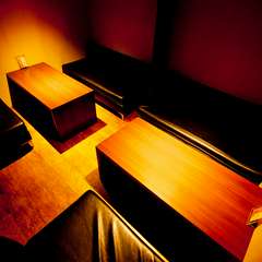 ゲストを招いて親睦を深める接待の会場としても