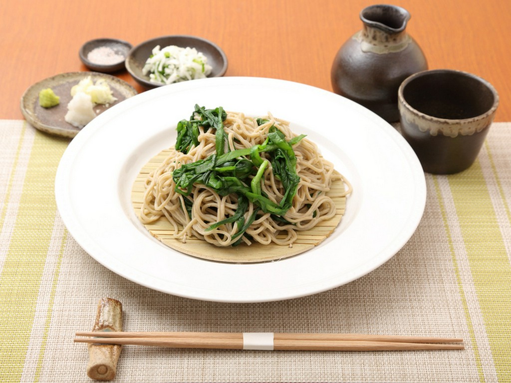 ありそうでなかった意外な組み合わせを実現、ヘルシーなメニュー『にら蕎麦』