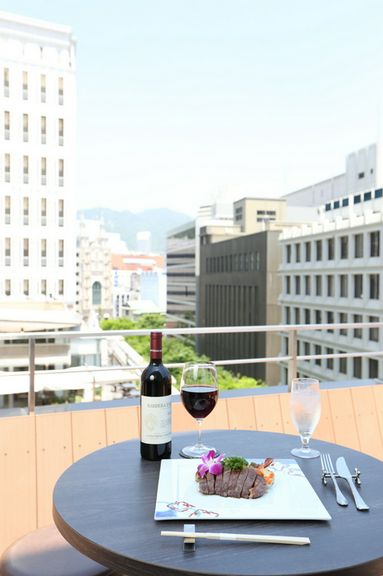 旧居留地で大人のデートにおしゃれなステーキハウスを