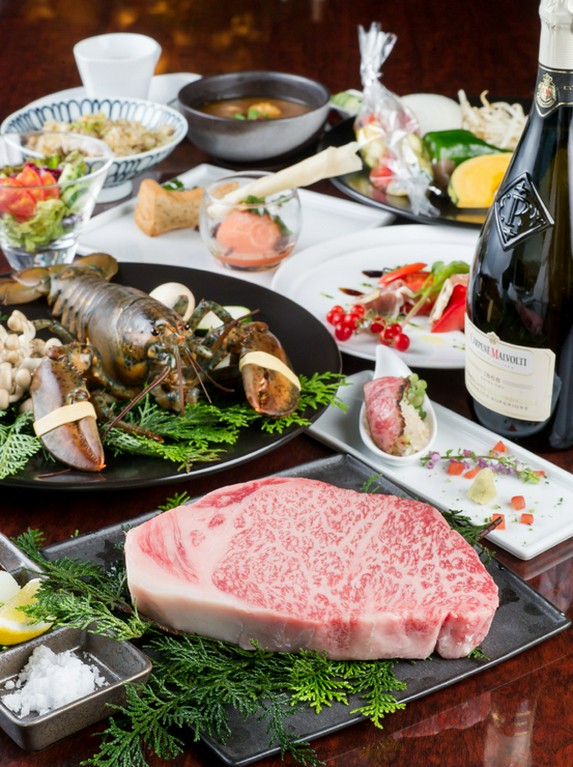 ９種の組み合わせが楽しめるコース料理