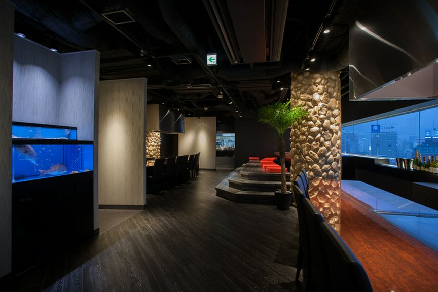 新鮮な魚介を提供するための生け簀