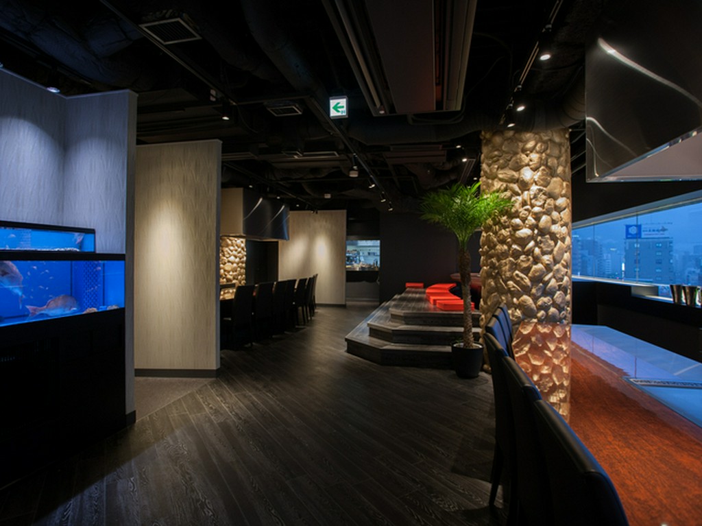 新鮮な魚介を提供するための生け簀