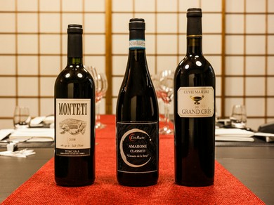 『寿き焼』に寄り添い、美味しさを引き立てる厳撰ワイン