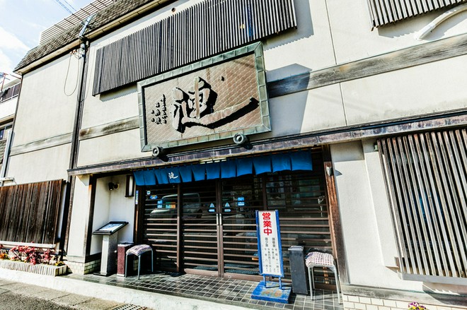食器・内装にこだわっている