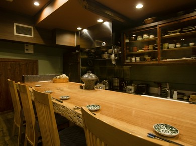 目指したのは、居心地の良い造り酒屋のような空間