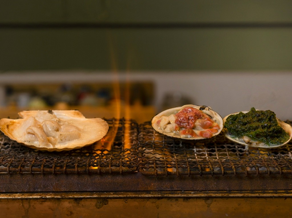 シンプルな調理法だからこそ腕の見せ所である『焼貝 3品』