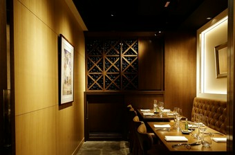 いつでも気軽に、美味しい料理とワインを愉しんで