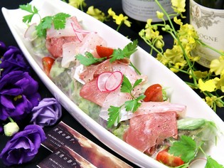 ジャンルを問わず、独自の調理法で一皿に仕上げる『創作料理』