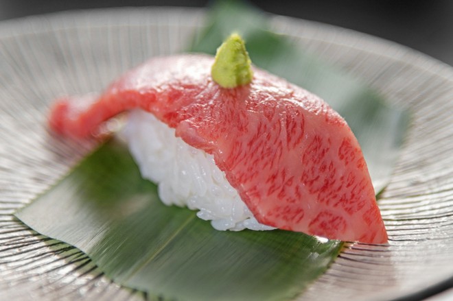 食器・内装にこだわっている