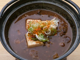 名古屋の赤味噌を使った定番料理『牛どて豆腐』