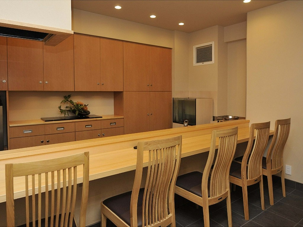 日本料理×ワインの斬新なマリアージュもおすすめ