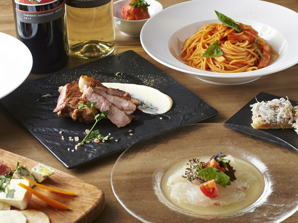 ゆっくり落ち着きながら、まずはお腹を満たして