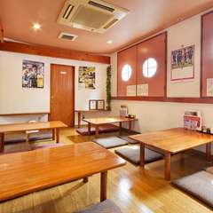 お座敷は、１６名様まで可能です。