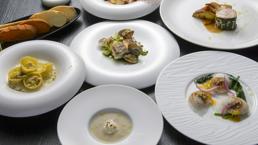 本場のイタリア料理をコースで楽しむ