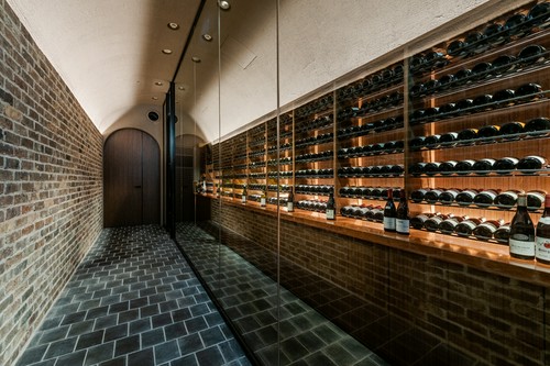 ソムリエ厳選の上質なワインを