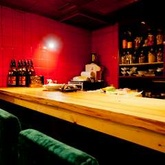 シーンに合わせて様々な使い方ができるカウンター