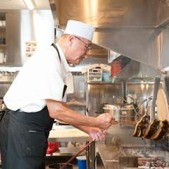 お客さまの視点を意識した料理・サービスを