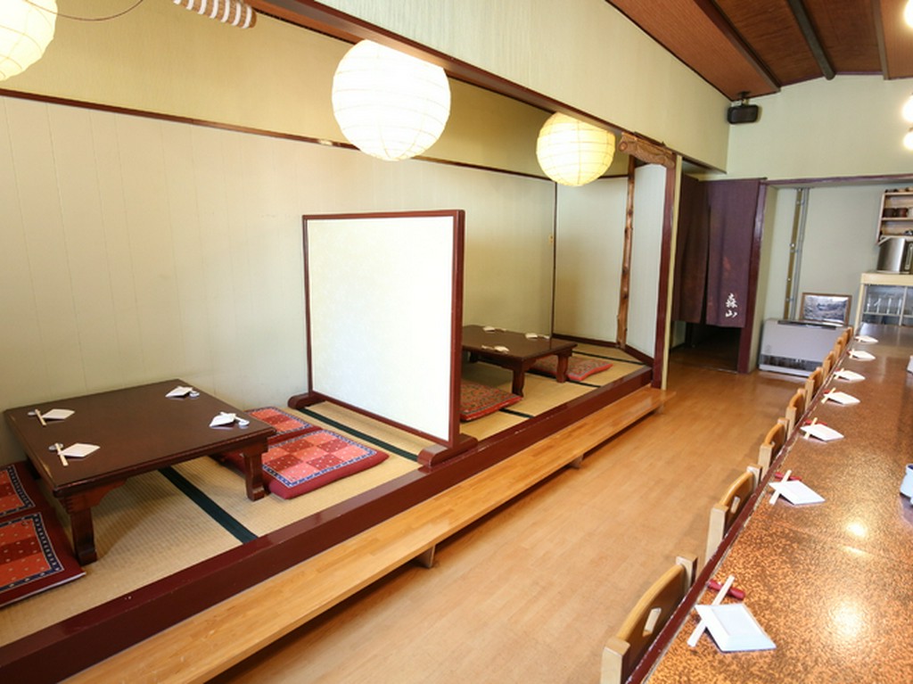 家族で過ごす特別な日に、お座敷席でちょっぴり贅沢なお食事を