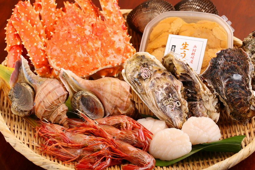 魚の目利きに自信あり。知識や経験を駆使し、上質な魚介を厳選