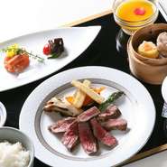 3色前菜盛り ・蒸し点心2種 ・豪州産牛ヒレ肉と干し松茸焼き ・スープ ・デザート